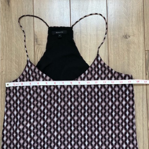 Womens RW&CO. Spaghetti strap Racer back Geometric pattern tank top size S - Picture 10 of 11